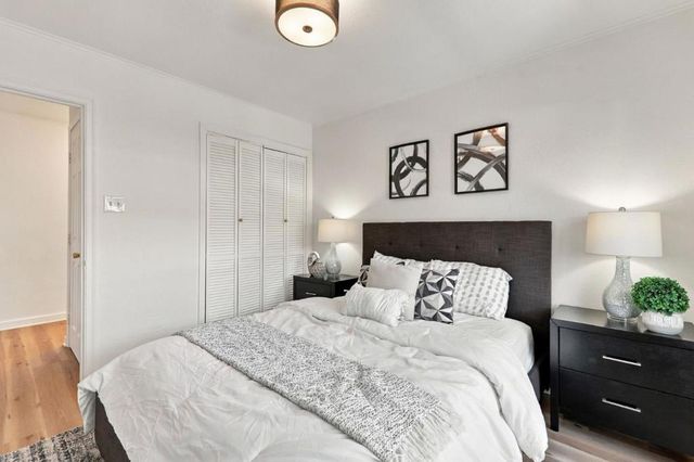 2504 Spring Street, Redwood City, CA 94063