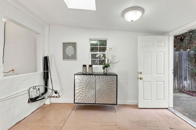2504 Spring Street, Redwood City, CA 94063