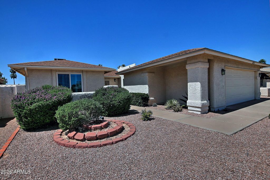 26434 S BRENTWOOD Drive, Sun Lakes, AZ 85248