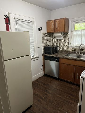 1625 N Church Street, Kalamazoo, MI 49007