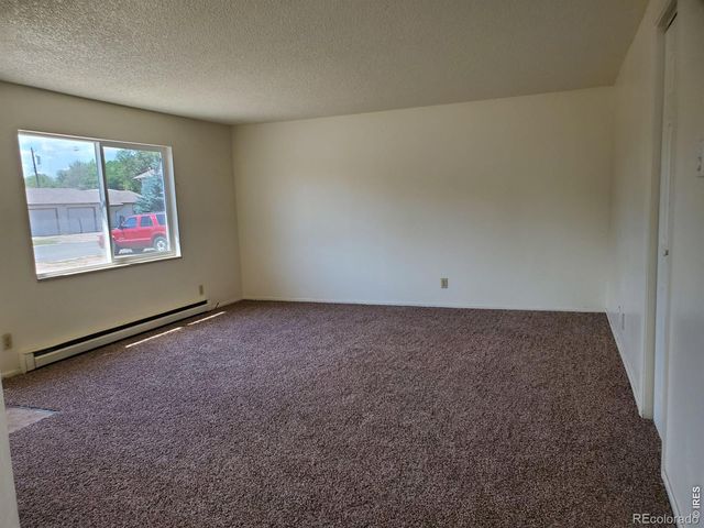 914 Cortez Court, Loveland, CO 80537