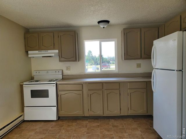 914 Cortez Court, Loveland, CO 80537