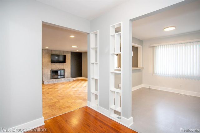 27021 Nantucket Court, Southfield, MI 48076