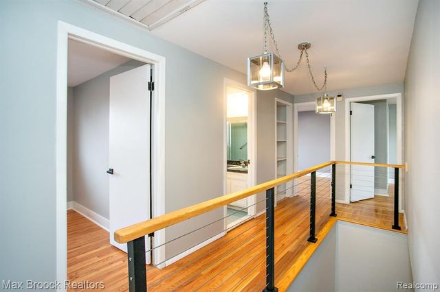 27021 Nantucket Court, Southfield, MI 48076