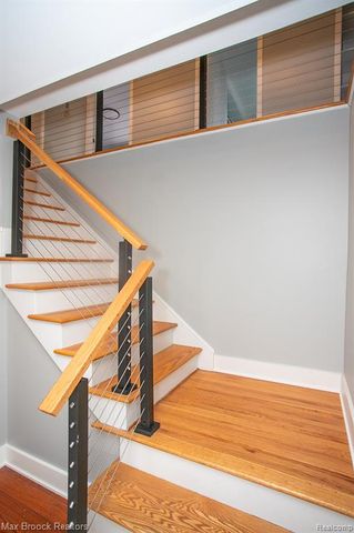 27021 Nantucket Court, Southfield, MI 48076