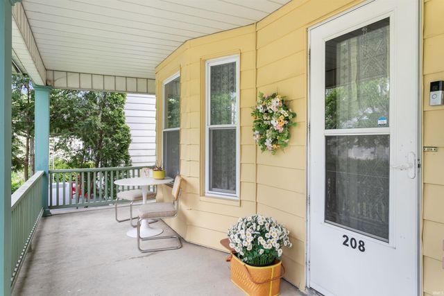 208 E Navarre Street, South Bend, IN 46601