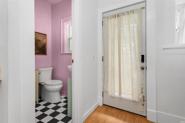 208 E Navarre Street, South Bend, IN 46601