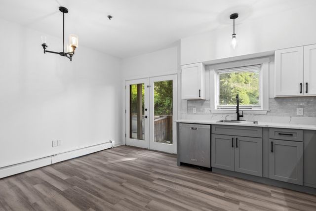218 Humboldt Ave 218, Boston, MA 02121