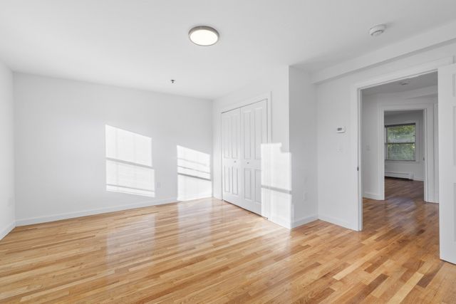 218 Humboldt Ave 218, Boston, MA 02121