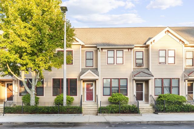 218 Humboldt Ave 218, Boston, MA 02121