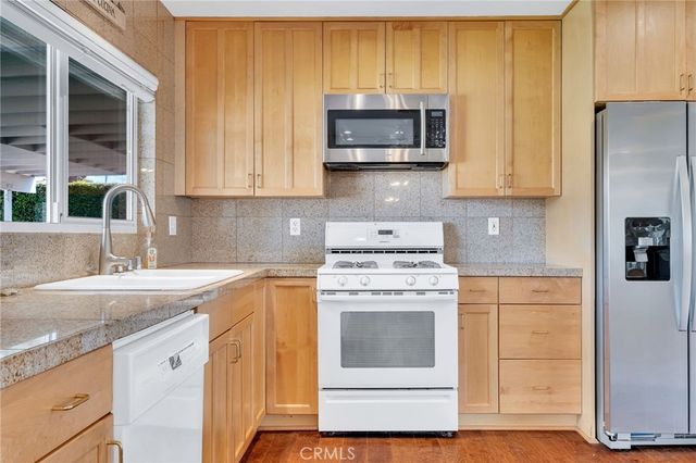 1607 Blackwall, Simi Valley, CA 93063