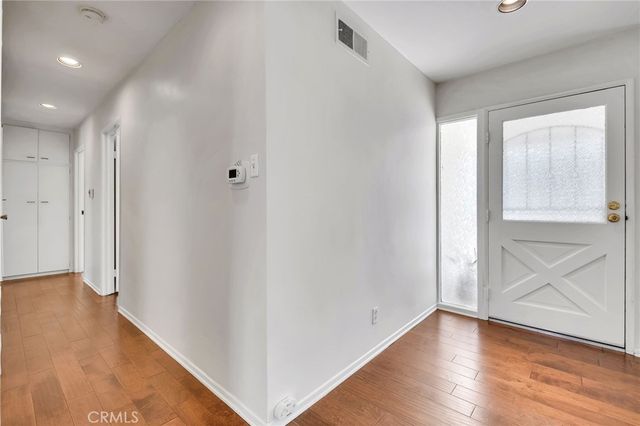 1607 Blackwall, Simi Valley, CA 93063