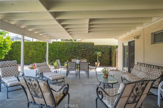 1607 Blackwall, Simi Valley, CA 93063