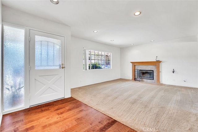 1607 Blackwall, Simi Valley, CA 93063