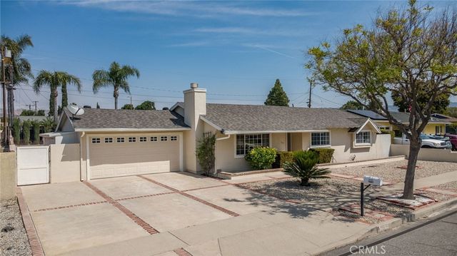 1607 Blackwall, Simi Valley, CA 93063