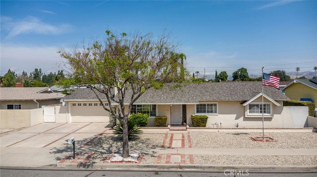 1607 Blackwall, Simi Valley, CA 93063