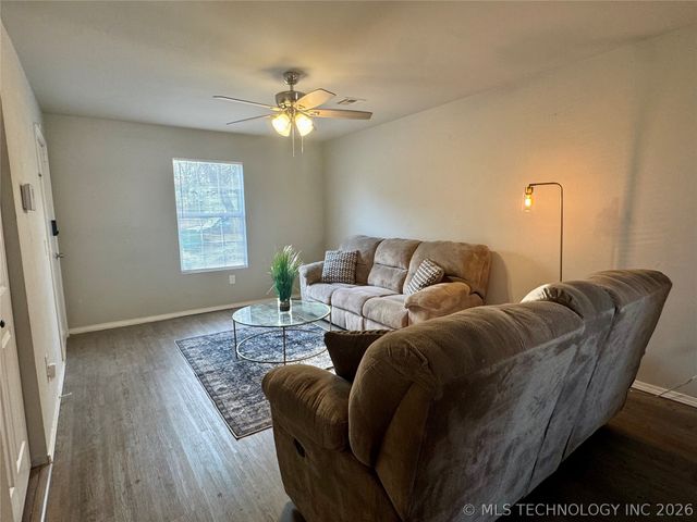 229 N Burnett Street, Sapulpa, OK 74066