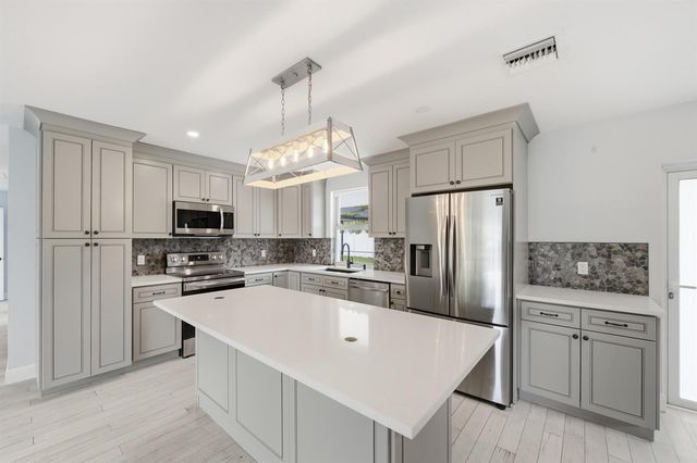 2120 NE 62nd Court, Fort Lauderdale, FL 33308