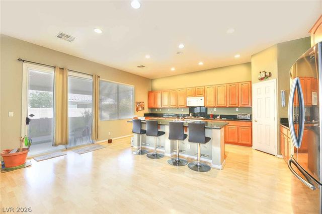 6536 Black Oaks Street, North Las Vegas, NV 89084