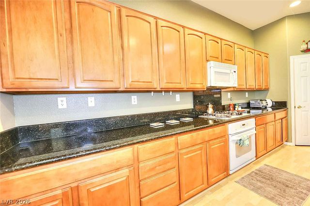 6536 Black Oaks Street, North Las Vegas, NV 89084