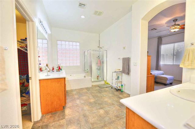 6536 Black Oaks Street, North Las Vegas, NV 89084
