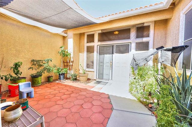 6536 Black Oaks Street, North Las Vegas, NV 89084