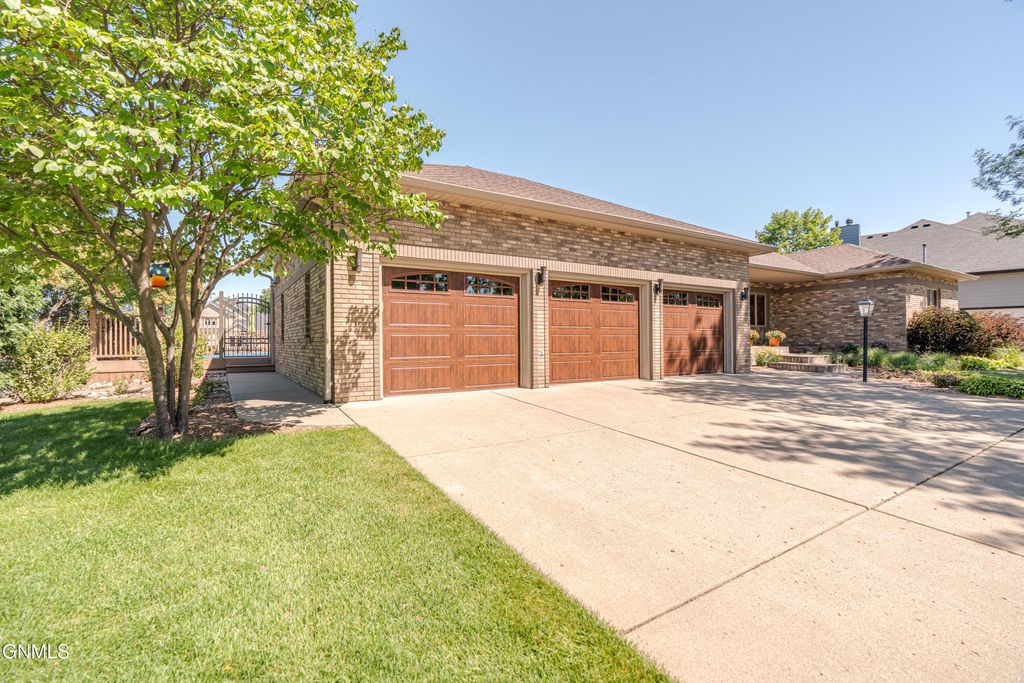 1524 Buccaneer Place, Bismarck, ND 58504 photo 130