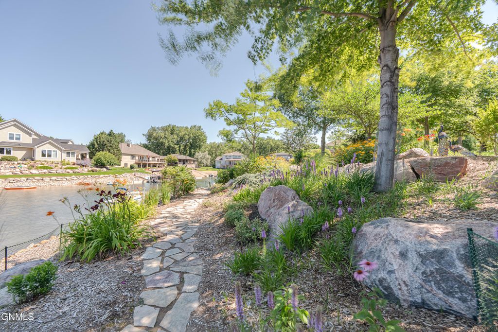 1524 Buccaneer Place, Bismarck, ND 58504 photo 133