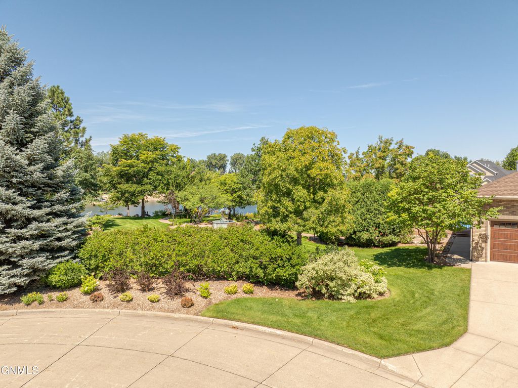 1524 Buccaneer Place, Bismarck, ND 58504 photo 158