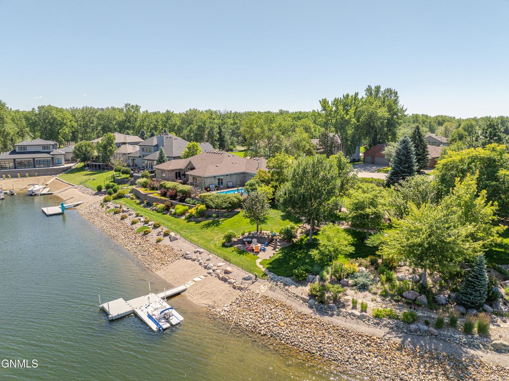 1524 Buccaneer Place, Bismarck, ND 58504 photo 161