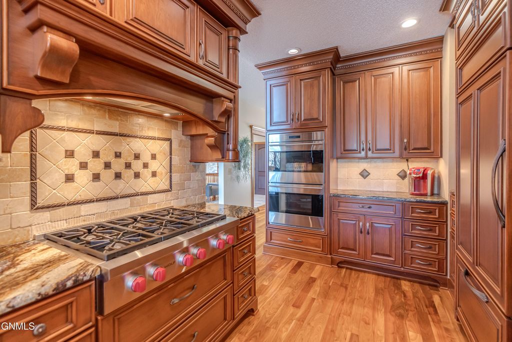 1524 Buccaneer Place, Bismarck, ND 58504 photo 24