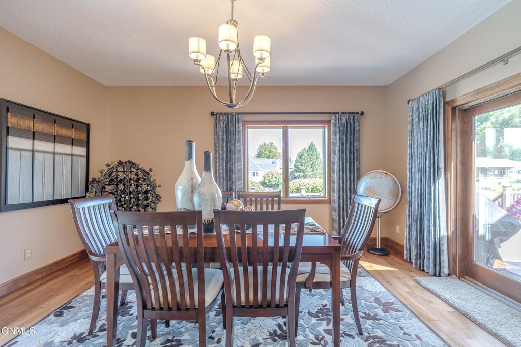 1524 Buccaneer Place, Bismarck, ND 58504 photo 29