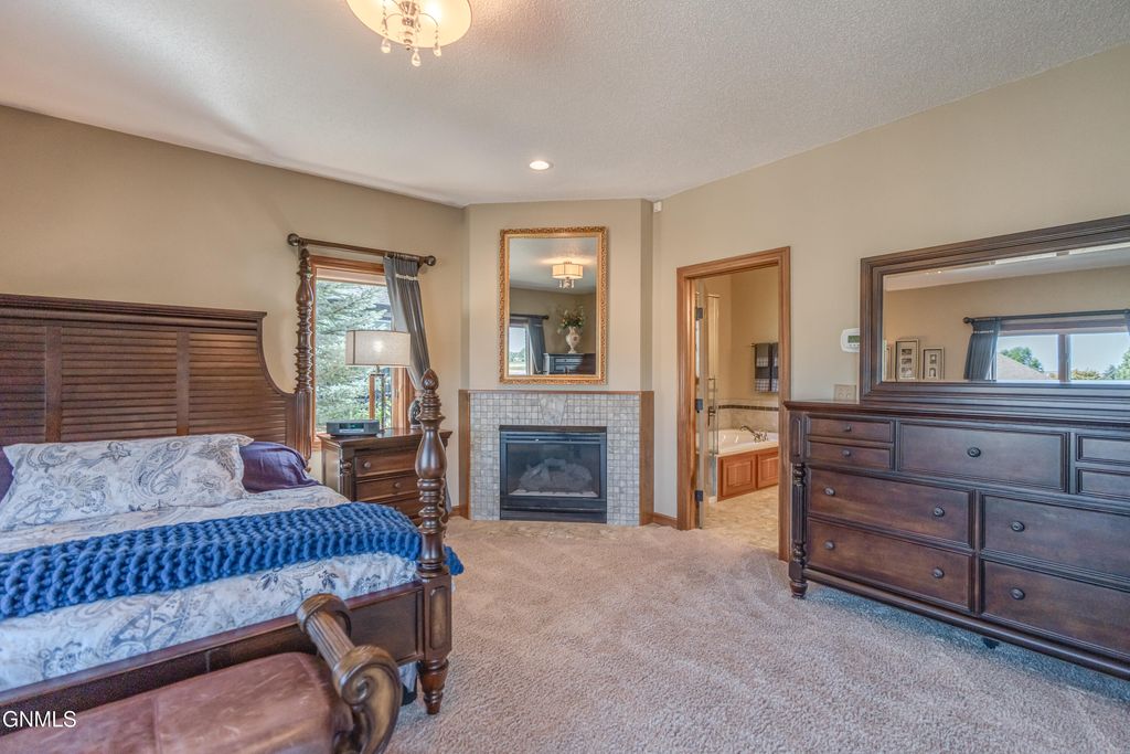 1524 Buccaneer Place, Bismarck, ND 58504 photo 47