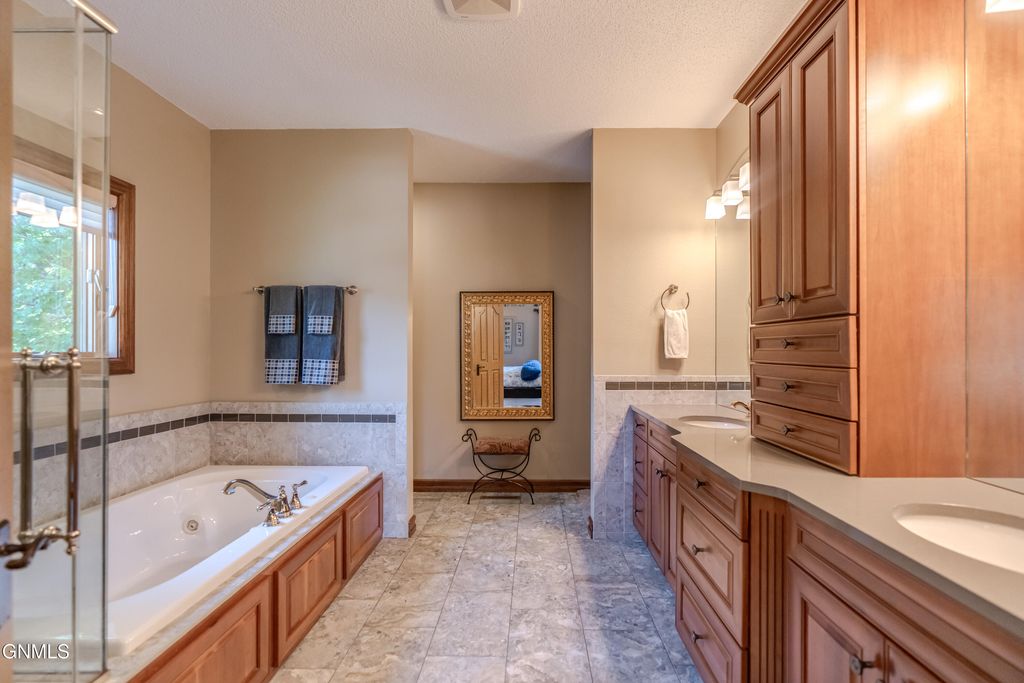 1524 Buccaneer Place, Bismarck, ND 58504 photo 49