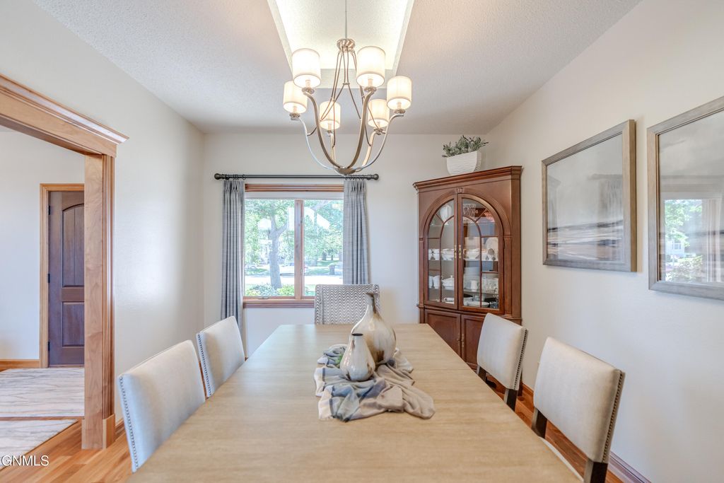 1524 Buccaneer Place, Bismarck, ND 58504 photo 9