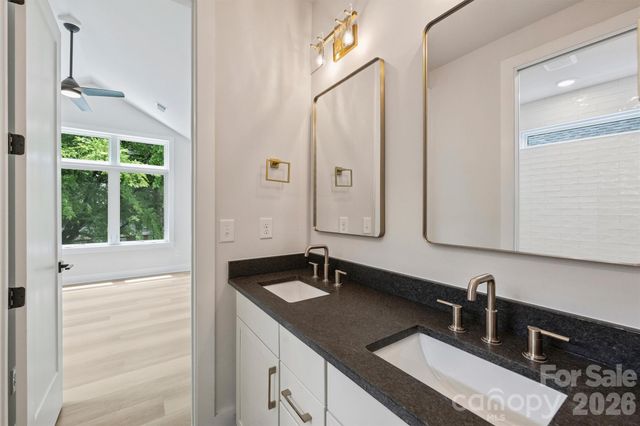 2701 Catalina Avenue, Charlotte, NC 28206
