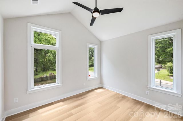 2701 Catalina Avenue, Charlotte, NC 28206