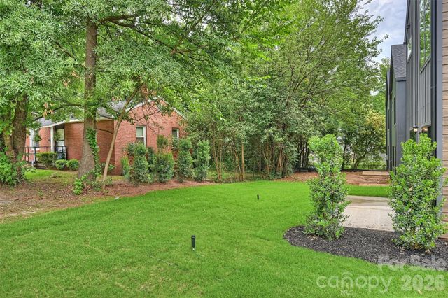 2701 Catalina Avenue, Charlotte, NC 28206