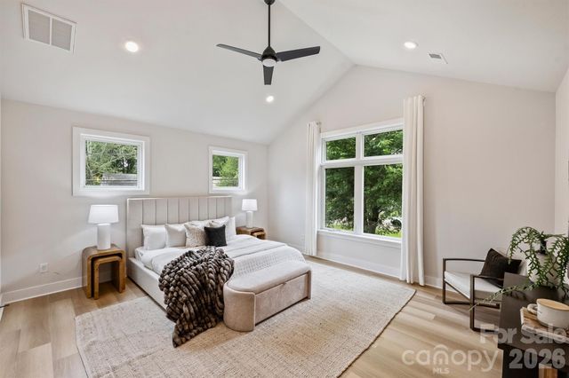 2701 Catalina Avenue, Charlotte, NC 28206
