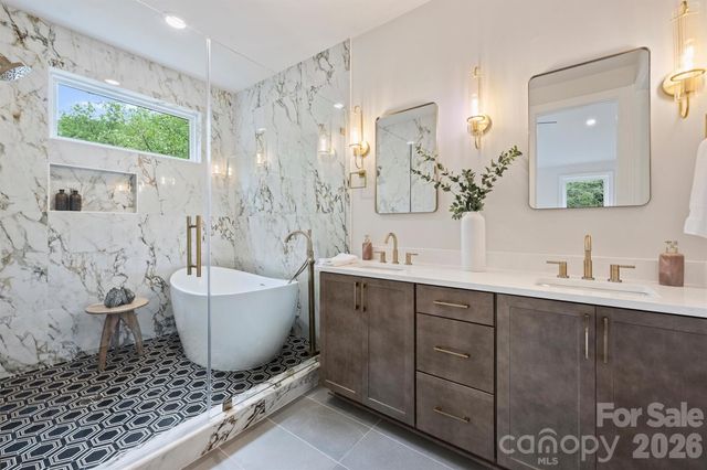 2701 Catalina Avenue, Charlotte, NC 28206