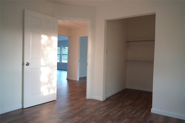 103 N 6th Street E, Dawson, TX 76639