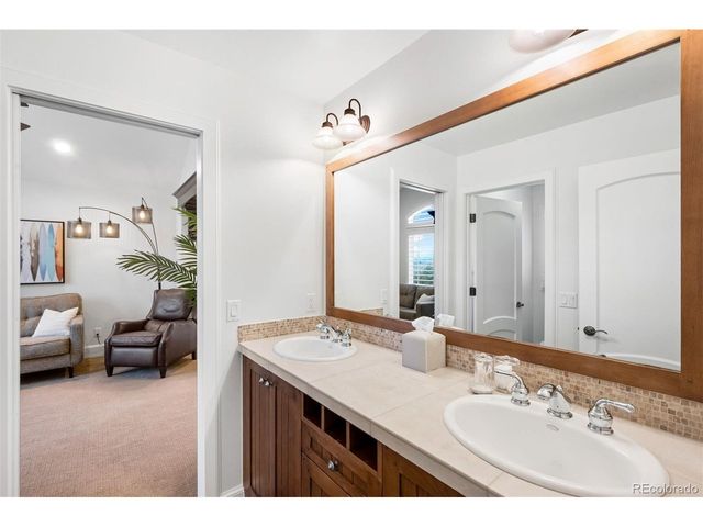 9329 E Star Hill Trl, Lone Tree, CO 80124