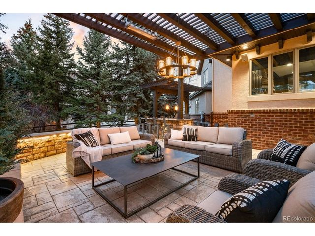 9329 E Star Hill Trl, Lone Tree, CO 80124