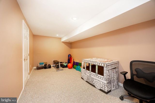 8 BALMORAL DR, Chadds Ford, PA 19317