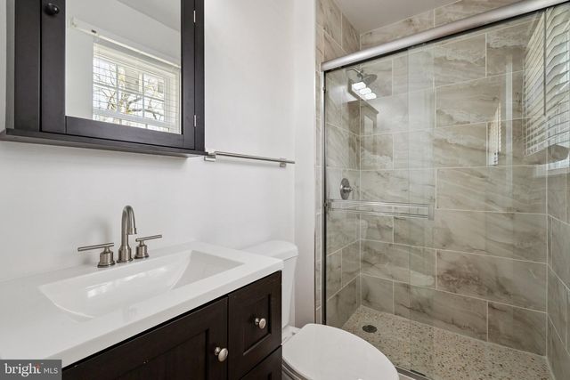 6803 MIDDLEFIELD RD, Fort Washington, MD 20744