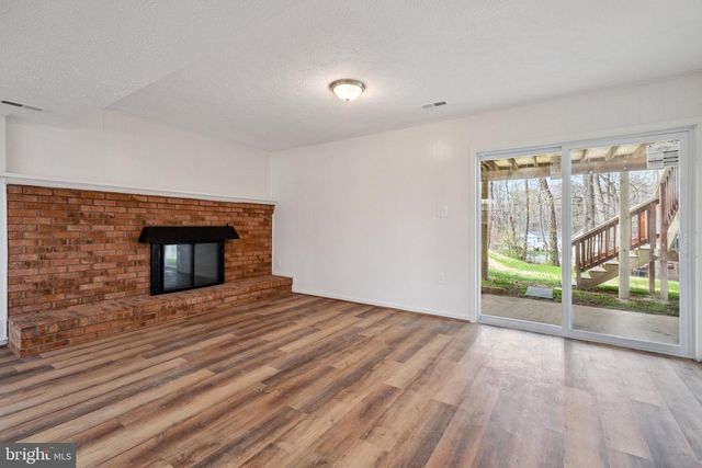 6803 MIDDLEFIELD RD, Fort Washington, MD 20744