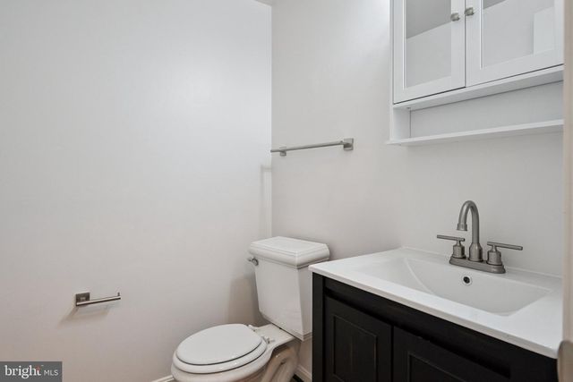 6803 MIDDLEFIELD RD, Fort Washington, MD 20744