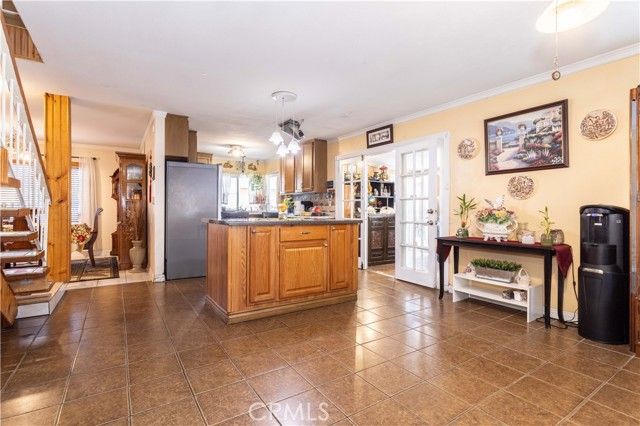 44520 Fenhold, Lancaster, CA 93535