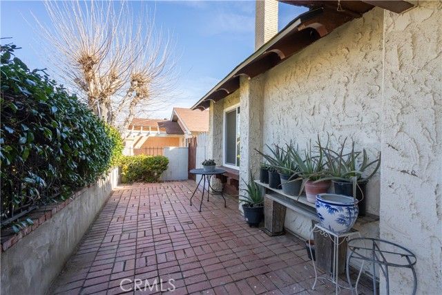 44520 Fenhold, Lancaster, CA 93535