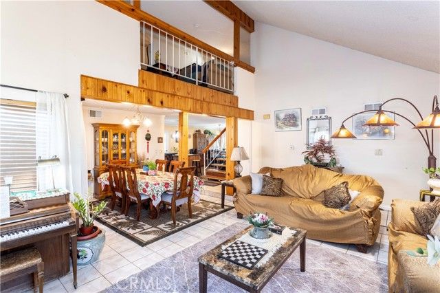 44520 Fenhold, Lancaster, CA 93535